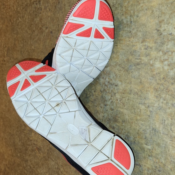 Nike Flex Essential sneaker - Picture 9 of 10